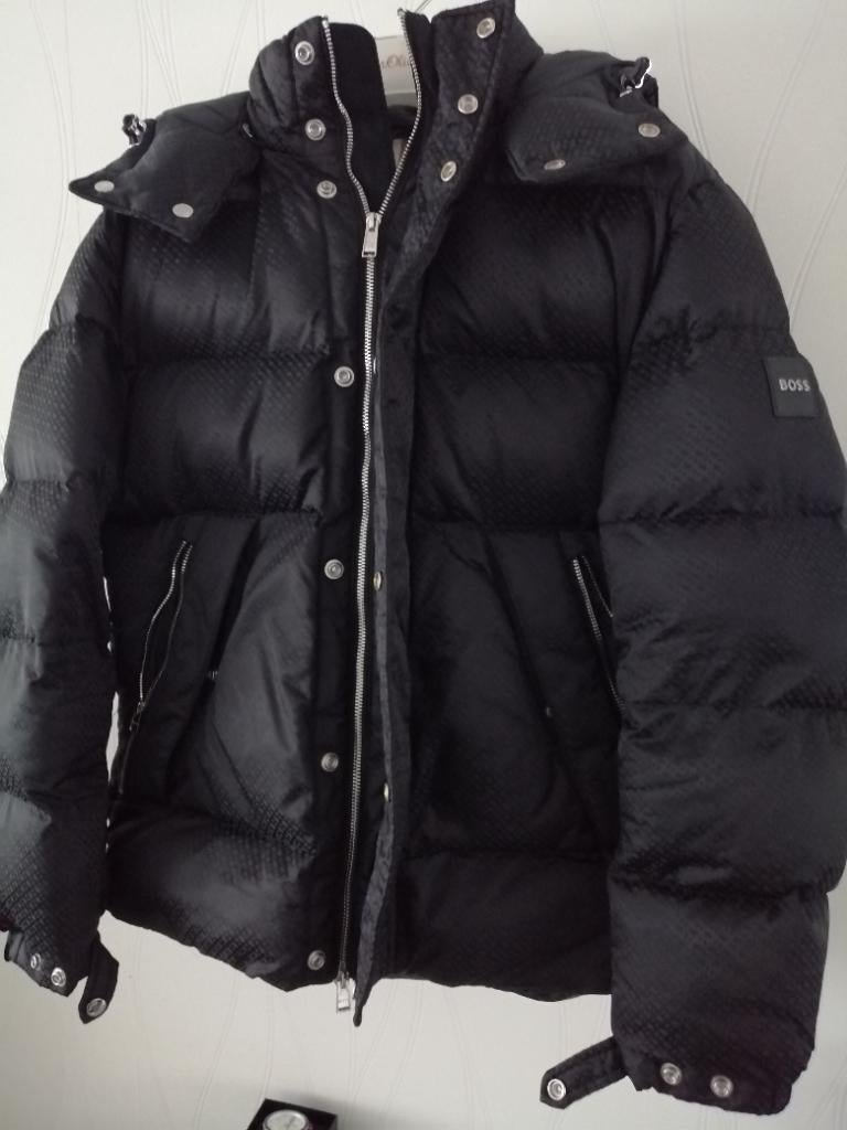 dikke winterjas als nieuw!! boss, Hugo boss, Comme neuf, Enlèvement, Taille 48/50 (M)