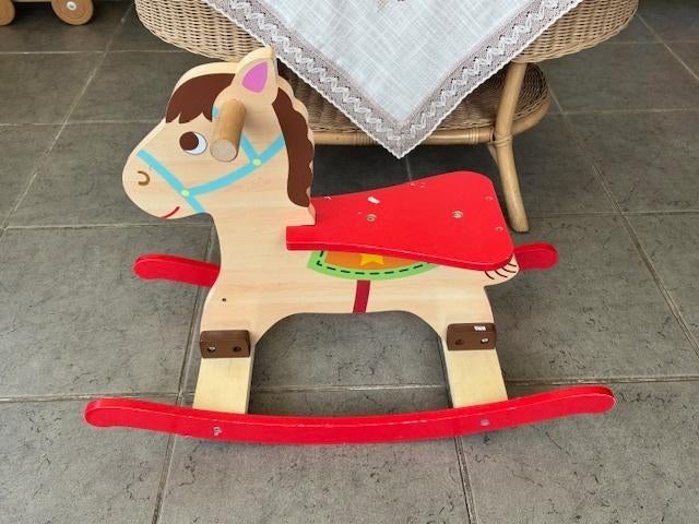 Stevig houten schommelpaard., Kinderen en Baby's, Speelgoed | Houten speelgoed, Ophalen, Gebruikt, Rij- of Hobbelspeelgoed