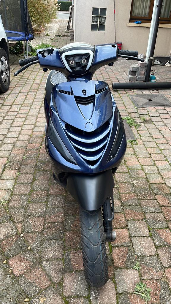 piaggio zip 2t, Fietsen en Brommers, Scooters | Piaggio, Ophalen, Tweetakt, Zip, Klasse A (25 km/u)