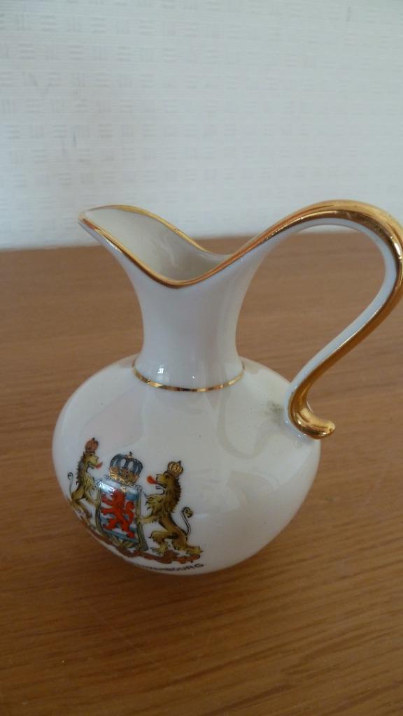 Petite Cruche en porcelaine vintage - Grand Duche Luxembourg, Enlèvement ou Envoi