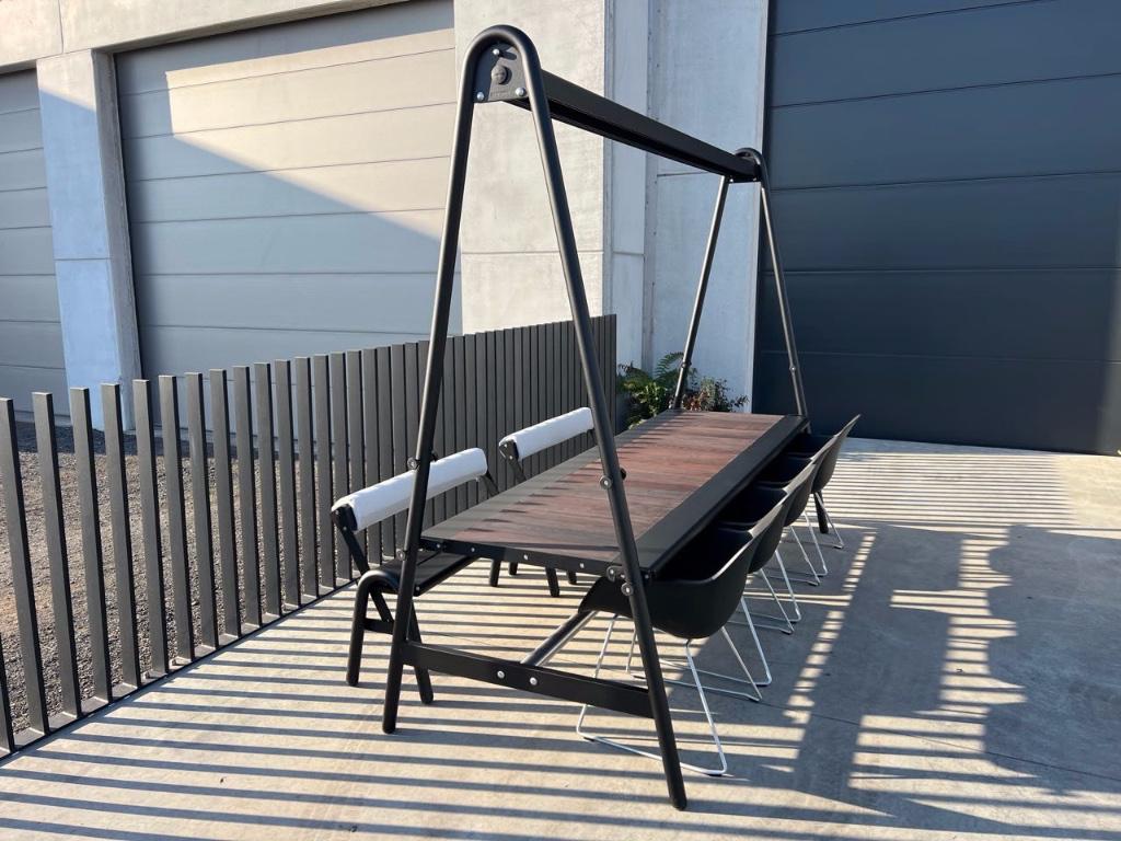 EXTREMIS AMAAAI + 2 BANCS + 4 CAPTAIN CHAIRS - MODÈLE D'EXPO, Envoi, Neuf