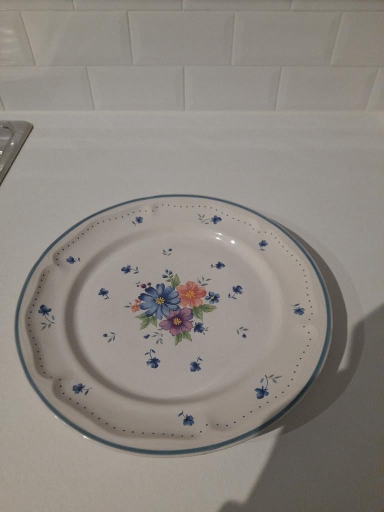 Vier Provincial Bouquet  grote  borden, Ophalen