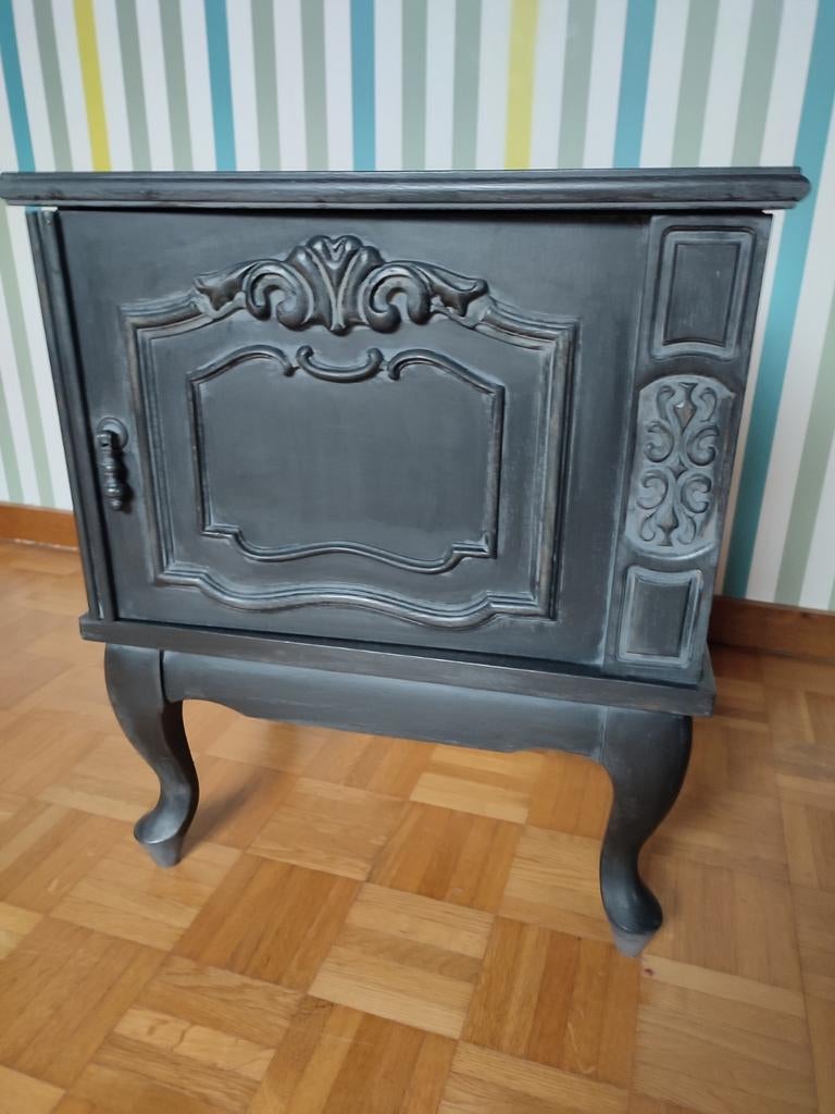 Table de chevet, Enlèvement