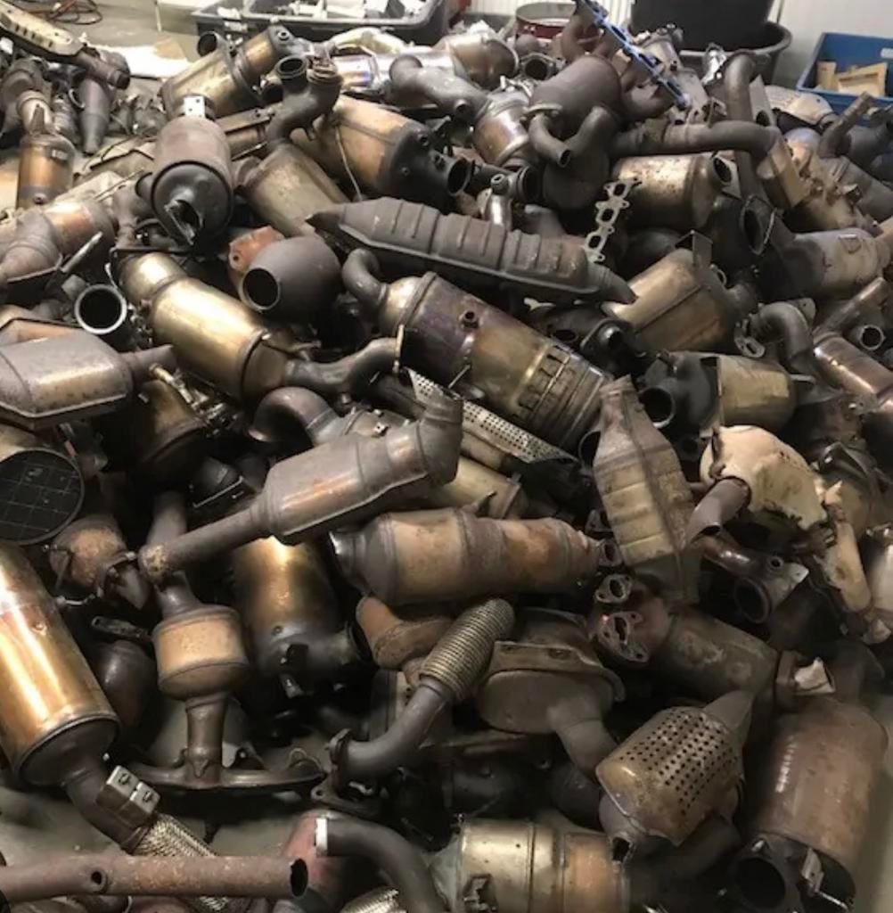 INKOOP OUDE KATALYSATORS PARTIJ OF PER STUK, Auto-onderdelen, Ophalen