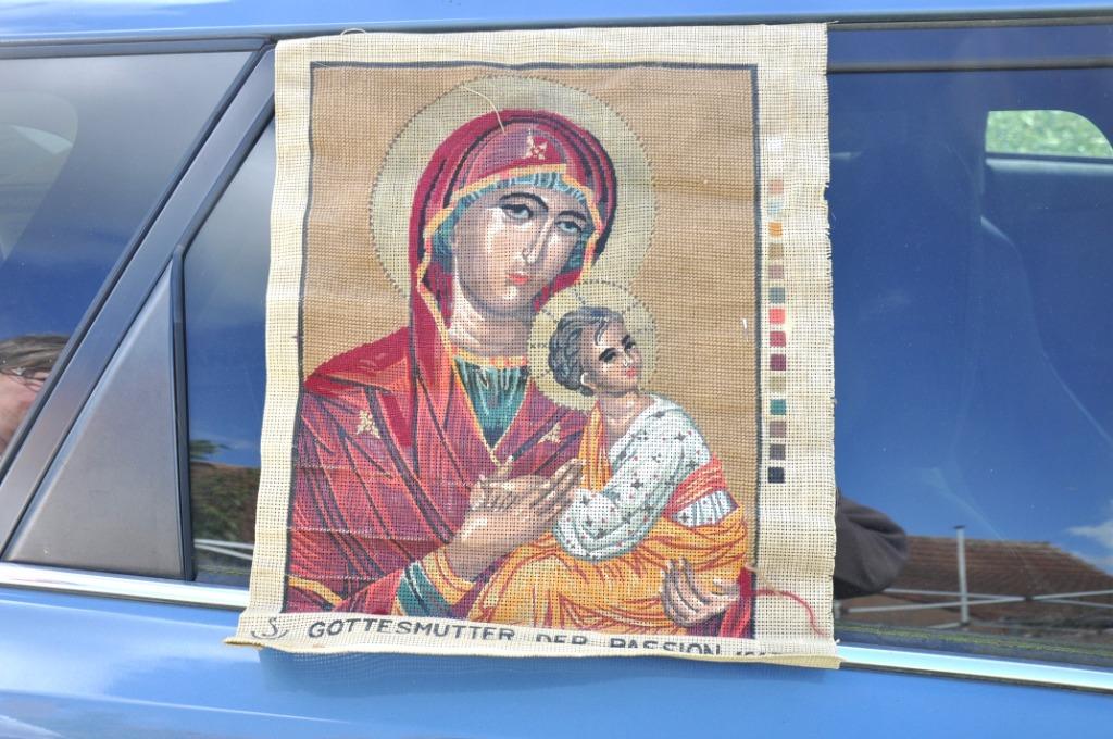 tapisserie a achever reproduction vierge de la passion, Hobby & Loisirs créatifs, Enlèvement ou Envoi, Utilisé