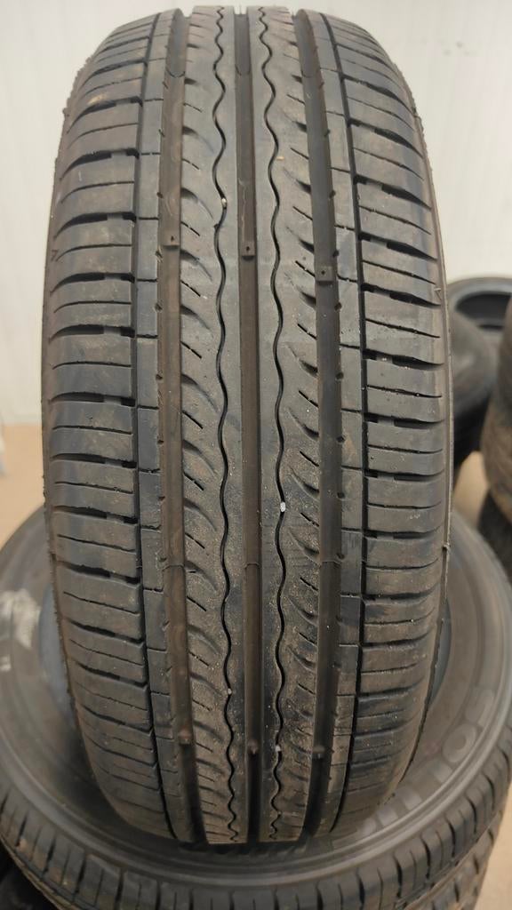 175/60r14 kumho 30€ per stuk met montage, Ophalen of Verzenden