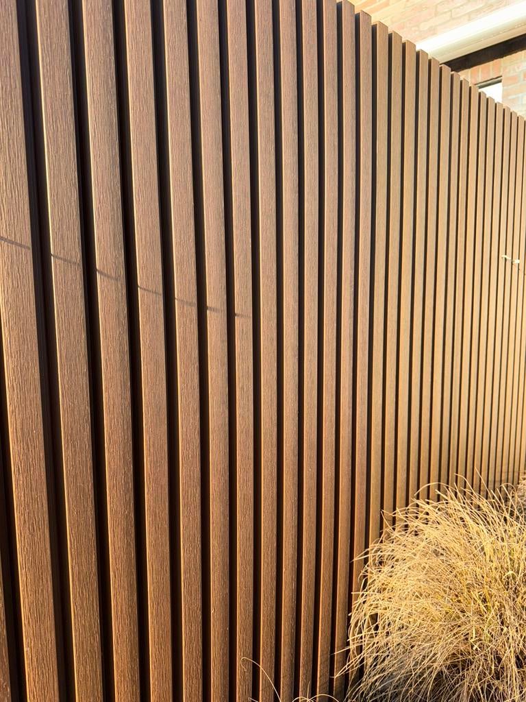 Magazijnopruiming!!! Composiet gevelbekleding Teak NIEUW, Doe-het-zelf en Bouw, Ophalen, Nieuw, Overige materialen, 20 tot 50 mm