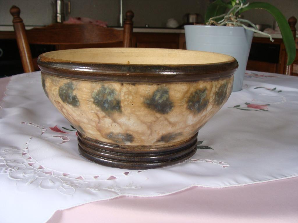 1 ancien cache pot en poterie, 1 cache pot en osier, Enlèvement ou Envoi