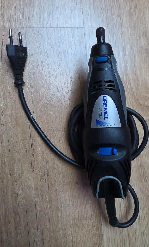 Dremel 300 machine outils, Enlèvement, Utilisé