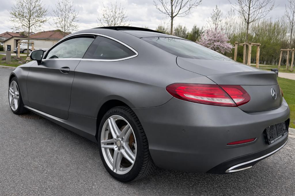 Mercedes c180 amg pack ///, Auto's, Mercedes-Benz, 4 zetels, Achterwielaandrijving, Overige kleuren, Leder