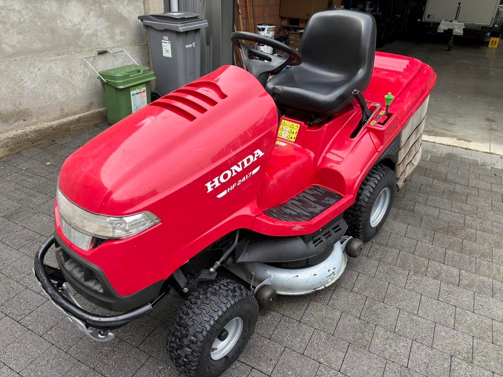 Honda zitmaaier HF 2417, Tuin en Terras, Ophalen, Zo goed als nieuw, Versnellingen, 90 tot 120 cm