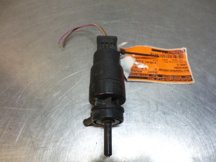 Pompe lave-glace avant d'un Mercedes 190E/D, 3 mois de garantie, Utilisé, -, -