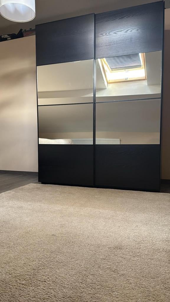 Bureau zwartbruin, kledingkast, lage kast/boekenkast (ikea), Huis en Inrichting, Kasten | Kleerkasten, Ophalen