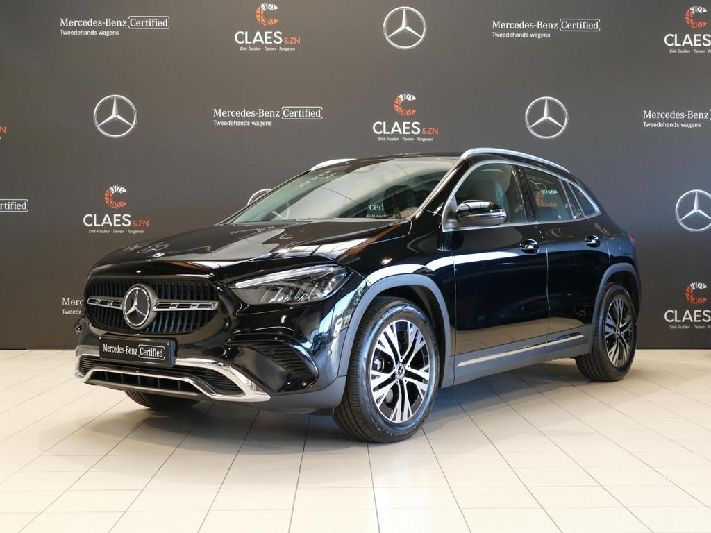Mercedes-Benz GLA-klasse 180 Luxury Line DOS 8429, Auto's, Mercedes-Benz, Stof, Gebruikt, Zwart, 4 cilinders