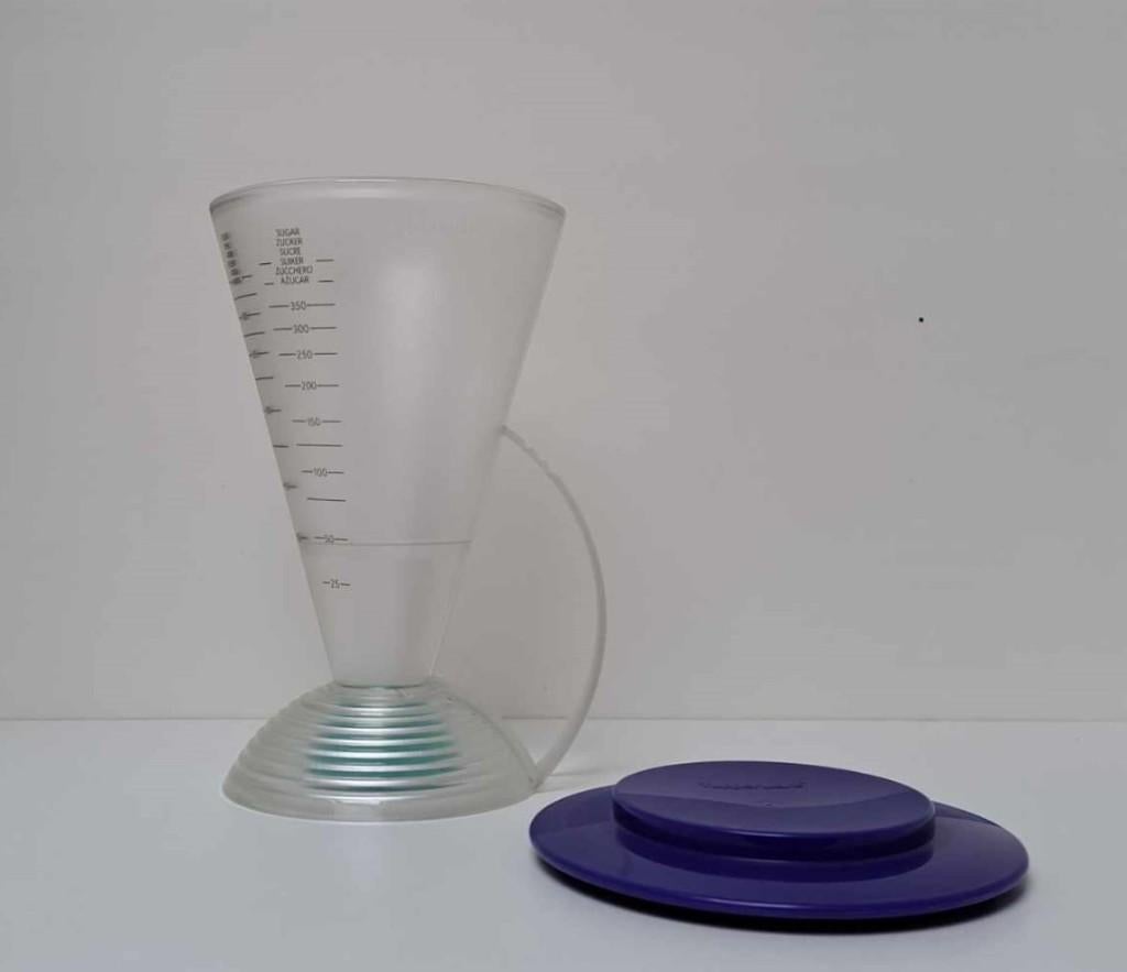 Tupperware™ « Pichet Doseur Conique » 500 ml - bleu, Maison & Meubles, Cuisine| Tupperware, Envoi, Comme neuf, Bleu, Récipient ou Bol