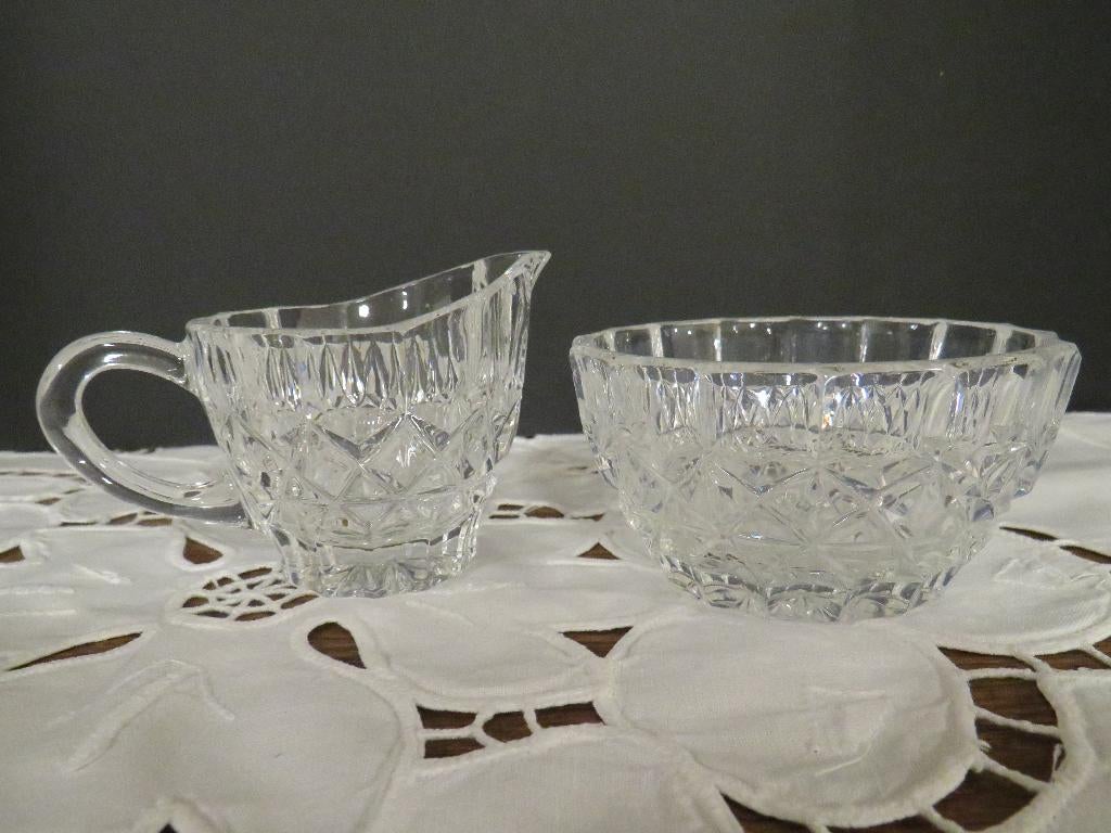 Boheemse kristallen creamer en suikerpot, Ophalen of Verzenden