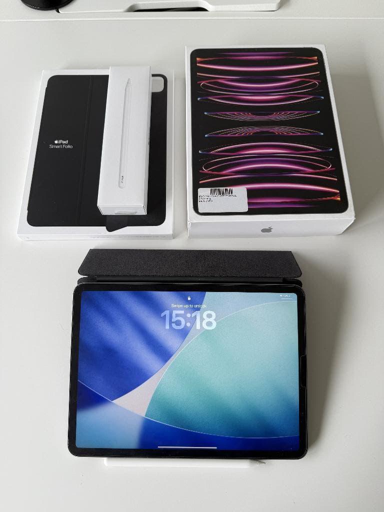 iPad Pro 11 inch 2022 wifi 256Gb inclusief pencil en hoes, Computers en Software, Apple iPads, Zwart, 11 inch, Ophalen of Verzenden