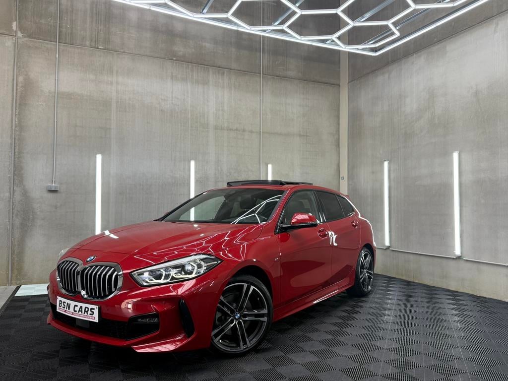 BMW 118i/MPACK/PANO/CAMERA/HARMAN/1EIGENAAR/GARANTIE, Auto's, Testrit aan huis, 1 Reeks, Leder, 5 deurs