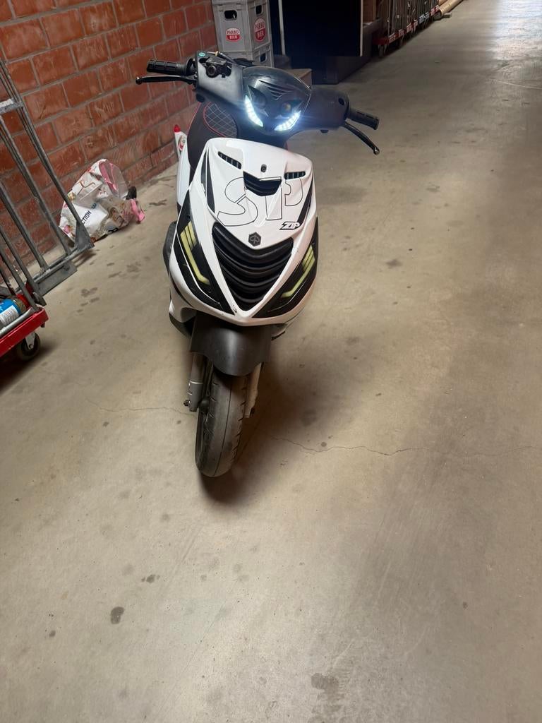 Piaggio zip 70cc, Ophalen, Zo goed als nieuw, Zip