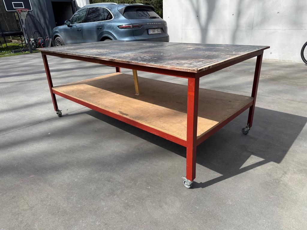 werktafel op wielen, Ophalen