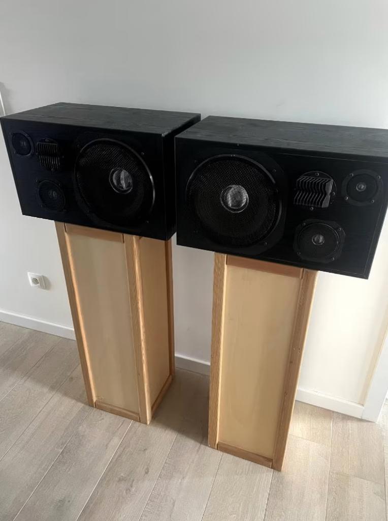 Speakerstand Hout (2 stuks), Audio, Tv en Foto, Luidsprekerboxen, Overige merken, Ophalen of Verzenden, Zo goed als nieuw, Minder dan 60 watt
