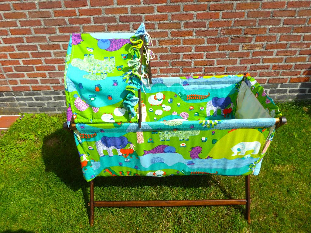 ANTIEKE WIEG, Antiek en Kunst, Ophalen