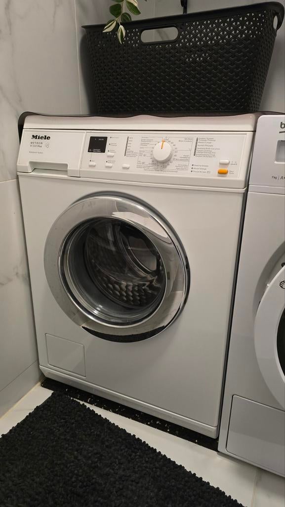 Miele W3261PLUS wasmachine, Elektronische apparatuur, Wasmachines, Ophalen, 1200 tot 1600 toeren, Gebruikt, 4 tot 6 kg