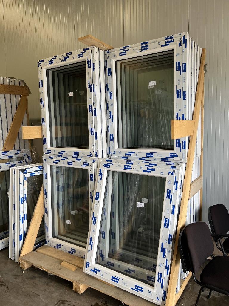 Déstockage de châssis et portes pvc grand stock disponible, Bricolage & Construction, Vitres, Châssis & Fenêtres, Enlèvement ou Envoi