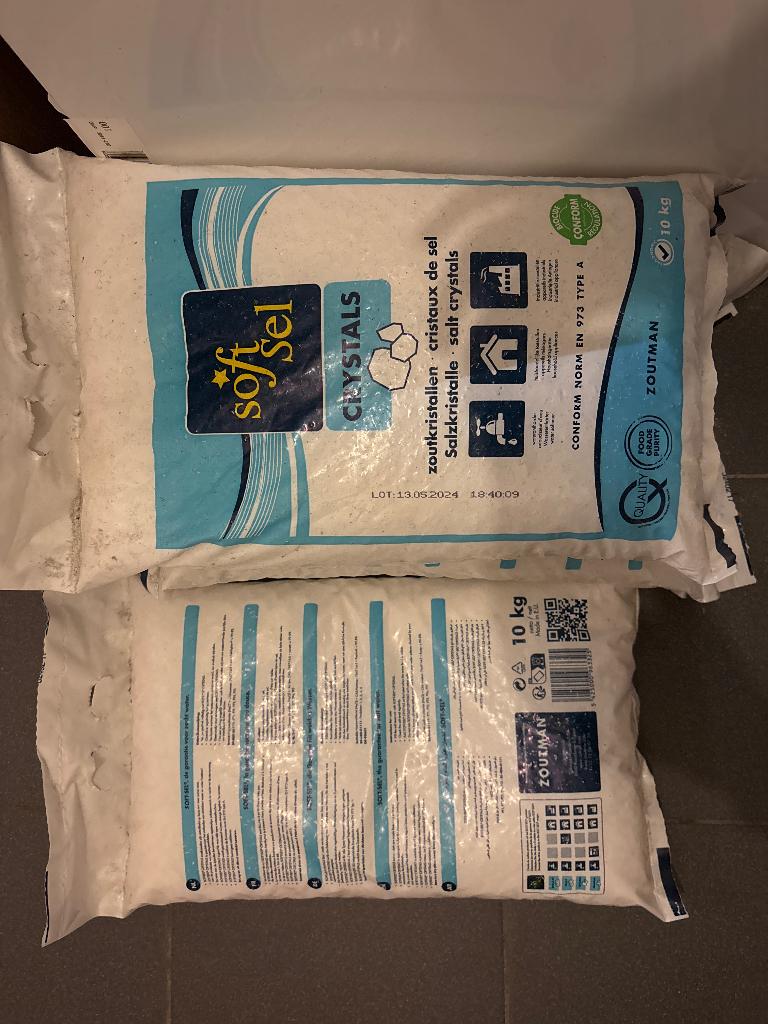 Gratis zout voor wasverzachter, Elektronische apparatuur, Waterontharders, Ophalen, Nieuw, Waterontharder met zout