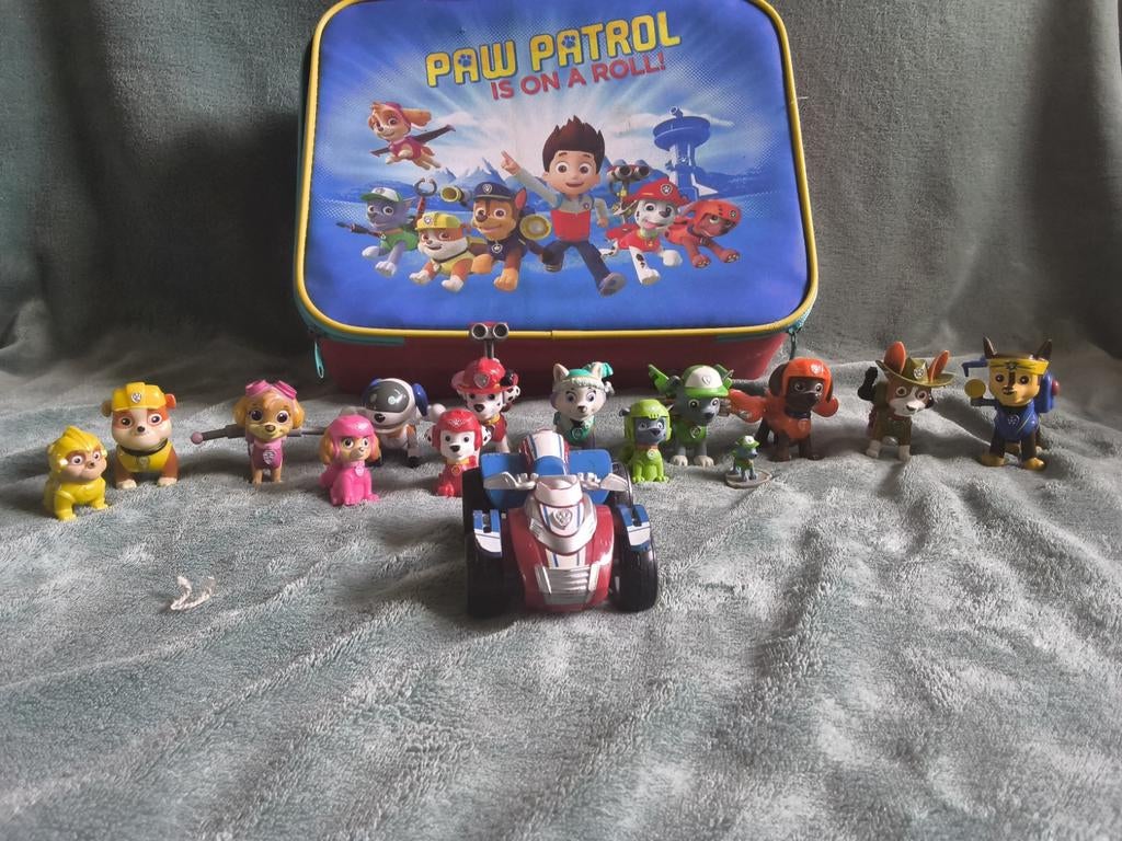 Paw patrol figuurtjes en tasje, Kinderen en Baby's, Ophalen