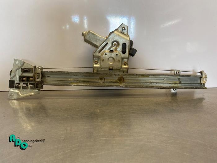 Ruitmechaniek 4Deurs rechts-voor van een Mitsubishi Pajero (, Gebruikt, -, -, Ophalen of Verzenden