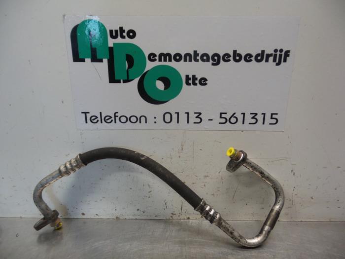 Tuyau clim d'un Renault Megane (Megane 2 02-), Renault, -, 3 mois de garantie, Utilisé