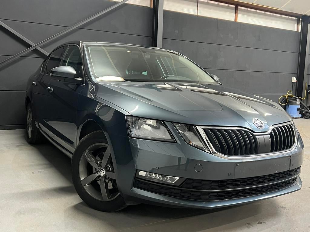 Skoda Octavia 1.5TGI Automaat, bj2018, 102000km, 1j garantie, Autos, Cuir, Argent ou Gris, Euro 6, Entreprise