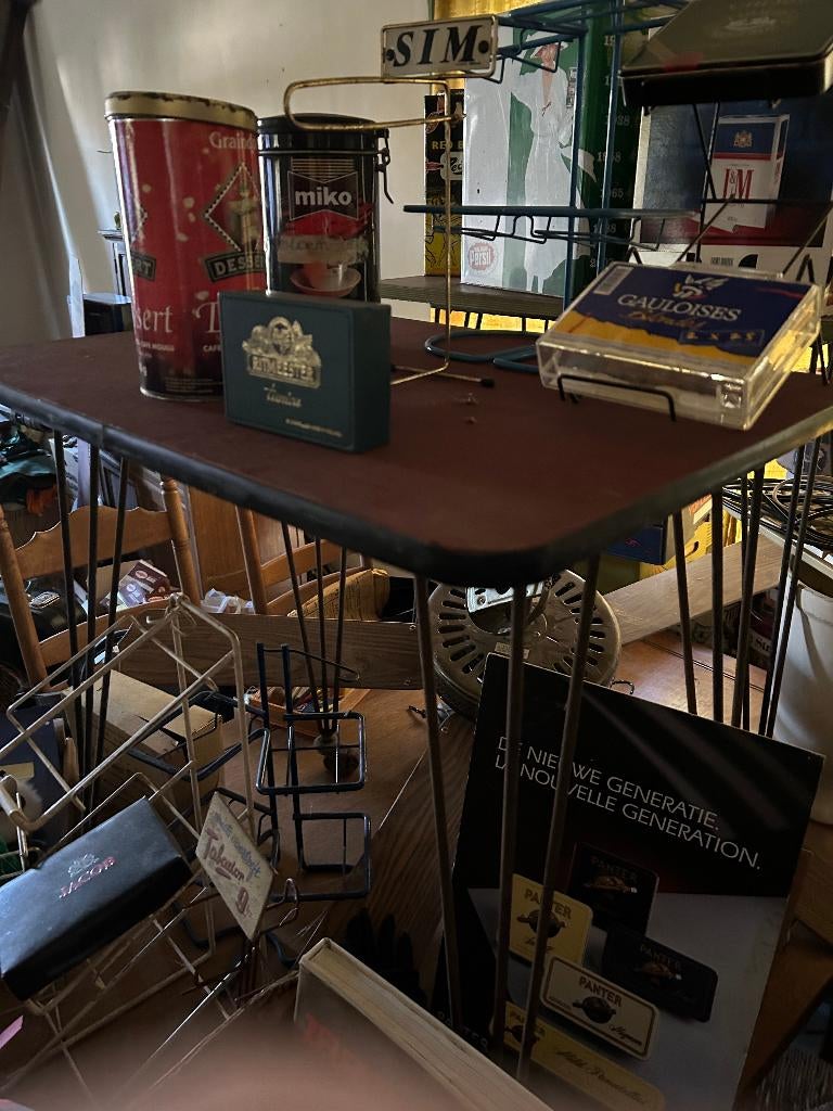 Vintage TV-tafel van 1958, Maison & Meubles, Tables | Tables d'appoint, Enlèvement