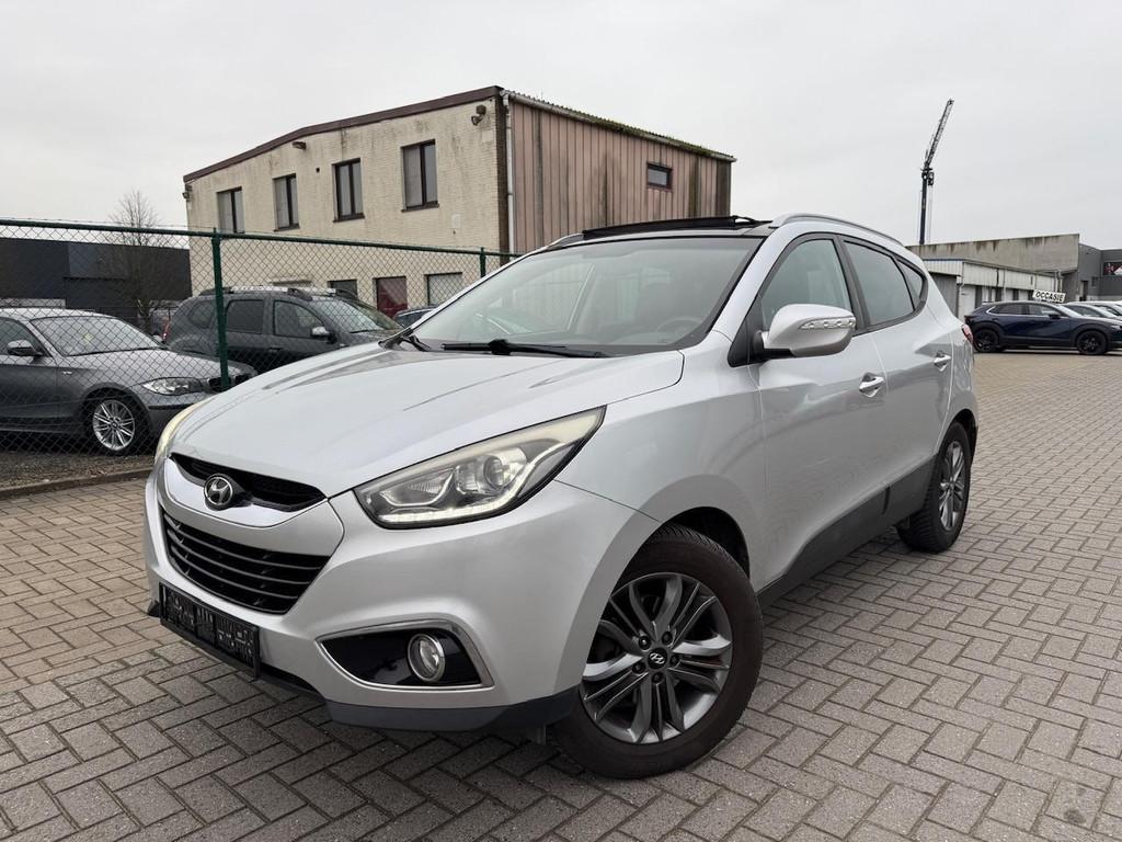 Hyundai ix35 1.6 Benzine | Pano | Navigatie | Hoge instap, Autos, Achat, 1280 kg, Entreprise, Boîte manuelle