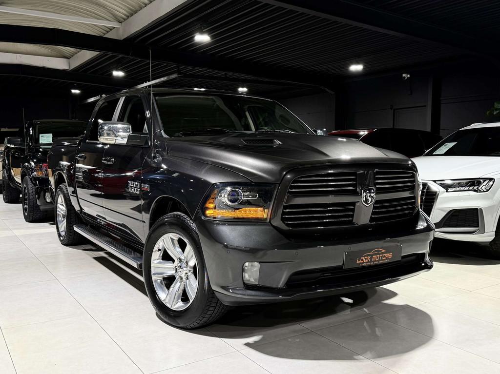 Dodge Ram 1500 SPORT 5.7 HEMI 401CV LPG GPS CUIR TVAC, Auto's, Automaat, Gebruikt, Leder, Bedrijf