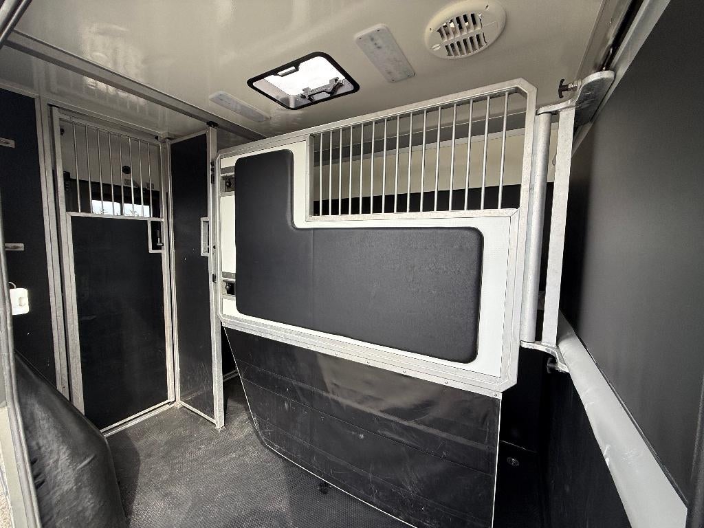 RENAULT | HORSETRUCK | 2023 | STX | STALLION 5XL | 69d KM, Dieren en Toebehoren, Ophalen, Zo goed als nieuw, Overige materialen