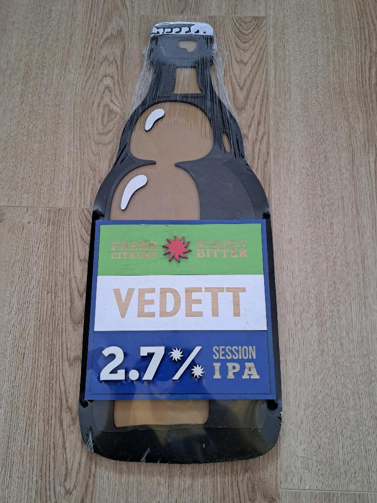 Panneau publicitaire en bois Vedett, Enlèvement ou Envoi, Neuf, Panneau, Plaque ou Plaquette publicitaire, Autres marques