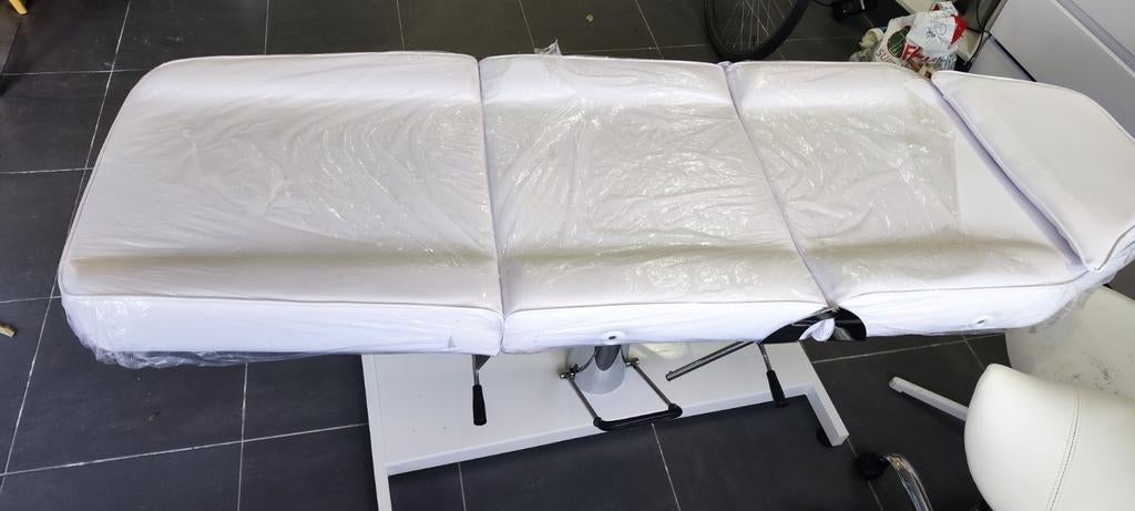 Massage tafel, Ophalen