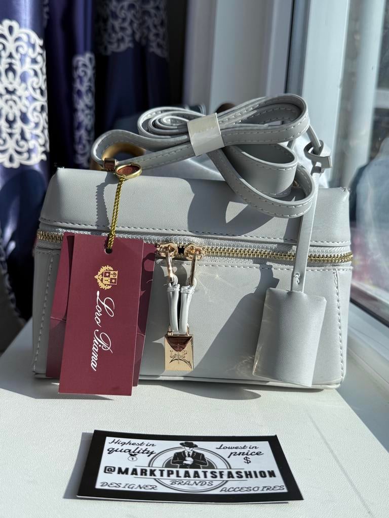 Loro Piana damestas, Enlèvement ou Envoi, Neuf