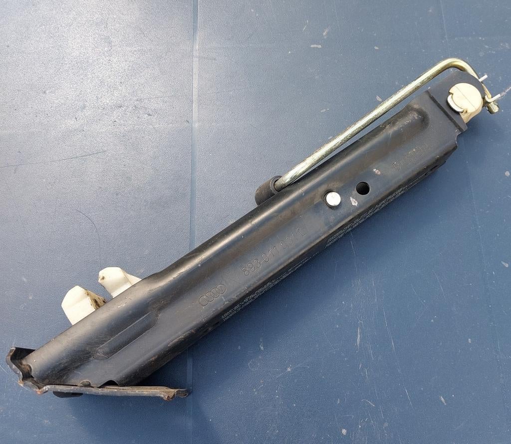 Cric Audi neuf réf 893011031L – années 80/90, Autos : Pièces & Accessoires, Autres pièces automobiles, Audi, Volkswagen, Utilisé