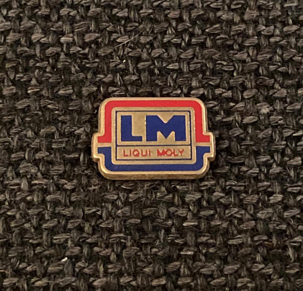 PIN - LIQUI MOLY - OLIE - MOTOROLIE - HUILE MOTEUR, Envoi, Utilisé, Marque, Insigne ou Pin's
