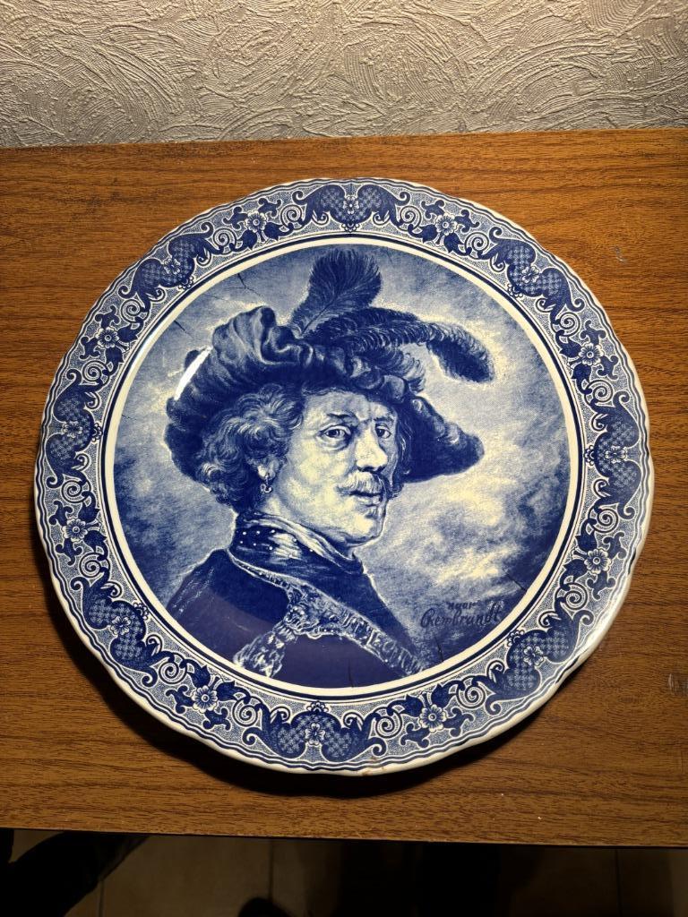 Blauw delfts bord Rembrandt, Enlèvement