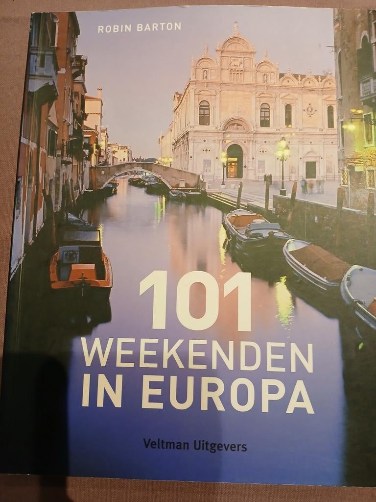 R. Barton - 101 weekenden in Europa, Ophalen of Verzenden, R. Barton
