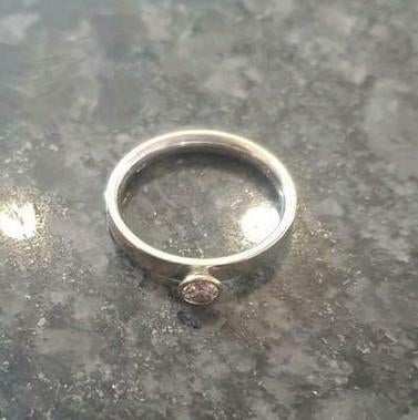 18K wit gouden ring met briljant 0.25KT, Ophalen, Nieuw, Wit