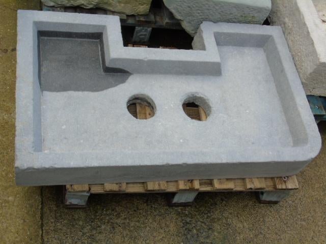 oude wasbak in blauwe steen, wastafels., Ophalen, Gebruikt