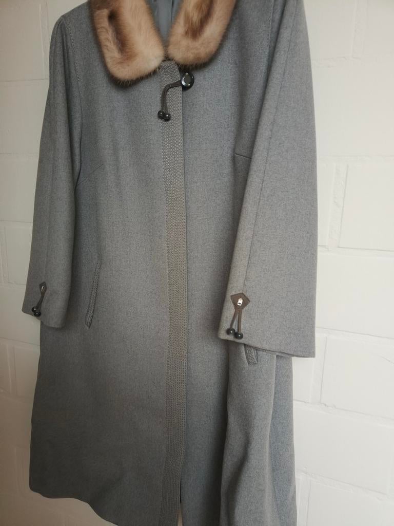 Wintermantel met echt bontkraag maat 42, Kleding | Dames, Ophalen