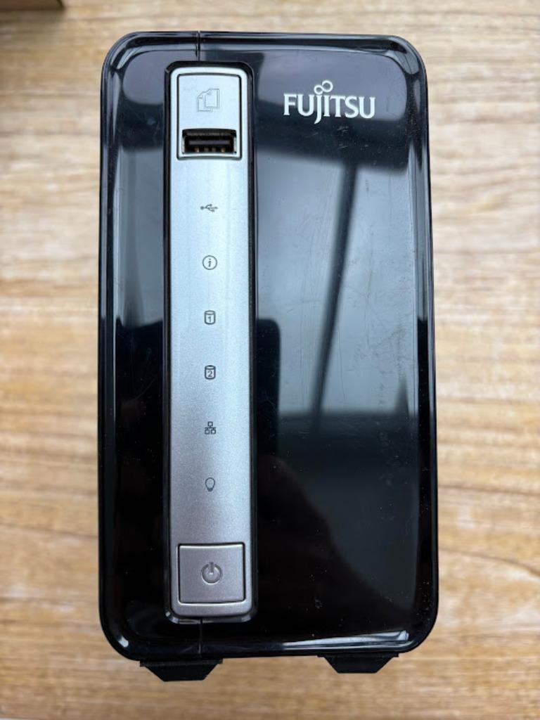 Fujitsu NAS Q700 Server, Computers en Software, NAS, Ophalen of Verzenden, Zo goed als nieuw