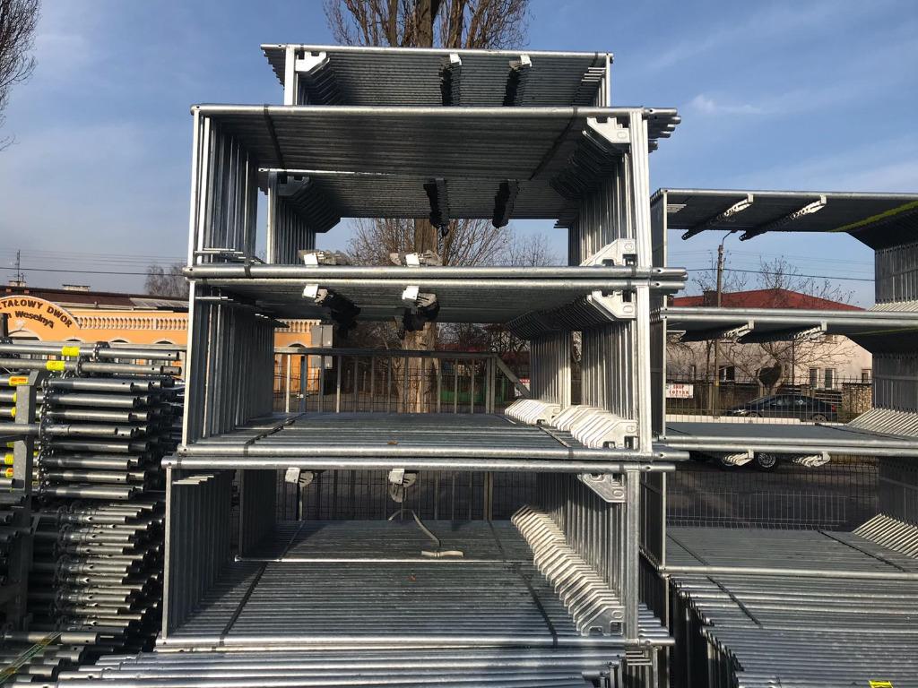 Bouwsteiger Baumann | 200 m² | Complete set beschikbaar, Envoi, Neuf, Échafaudage de façade, 5 mètres de hauteur ou plus