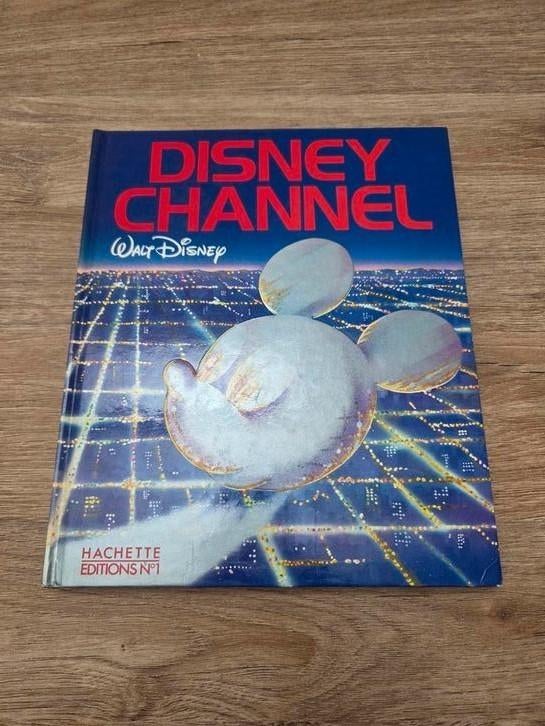 Disney Channel boek, Verzamelen, Ophalen of Verzenden, Zo goed als nieuw